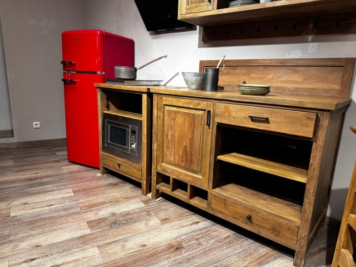 Teak Kitchen